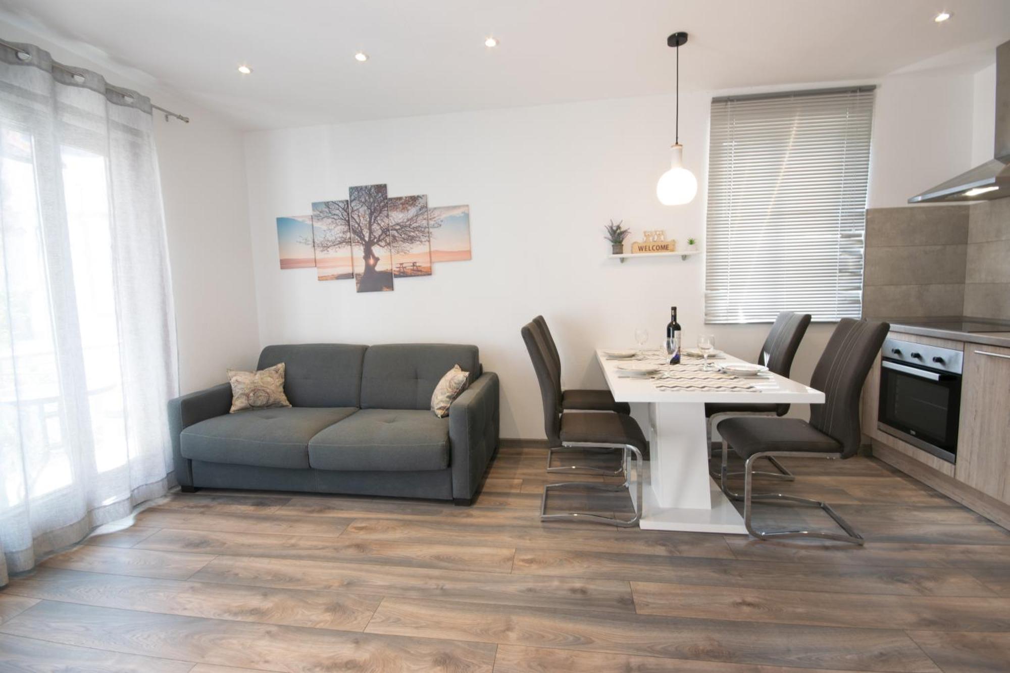 Apartman Biljana Makarska Bagian luar foto