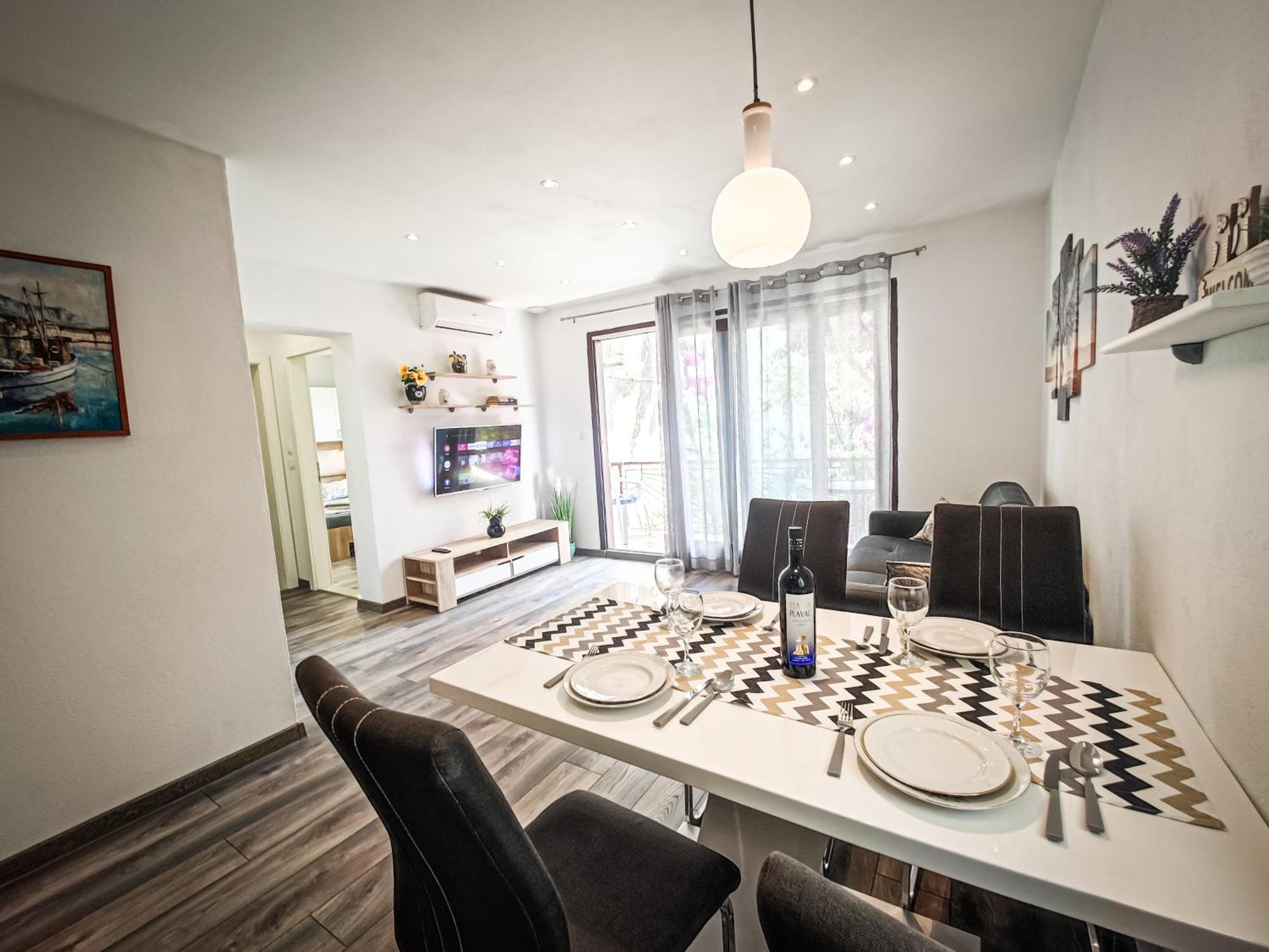 Apartman Biljana Makarska Bagian luar foto
