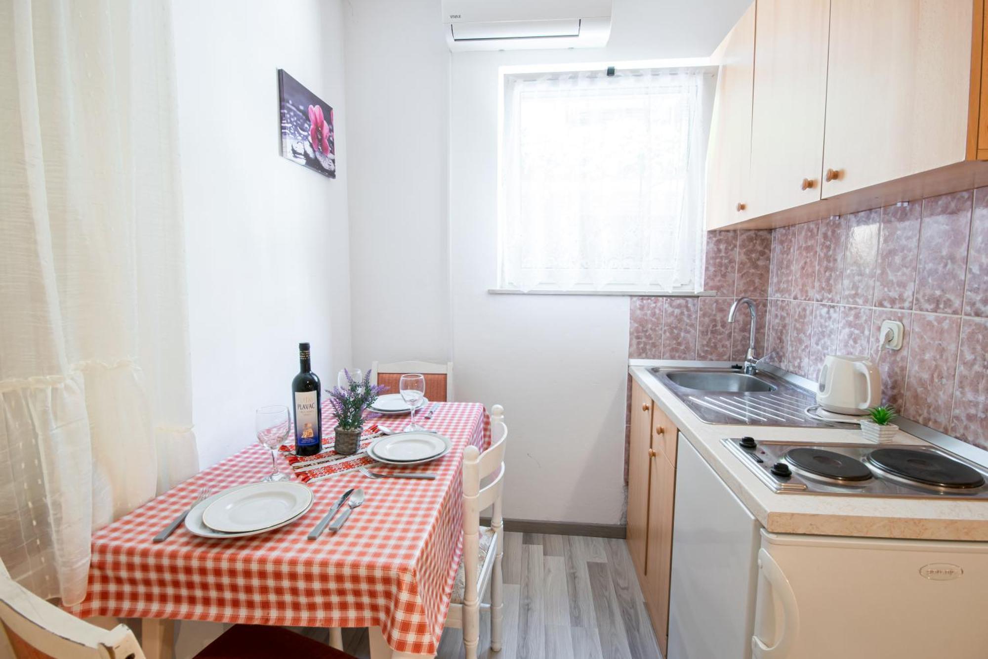 Apartman Biljana Makarska Bagian luar foto