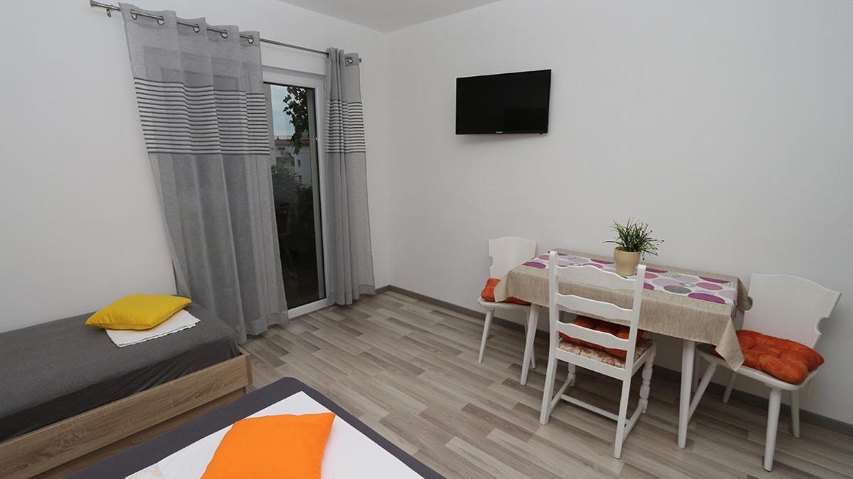 Apartman Biljana Makarska Bagian luar foto
